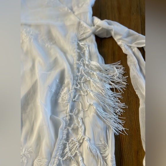 LULUS Fun Affair White Floral Embroidered Tassel Midi Wrap Dress Romantic - Picture 7 of 15